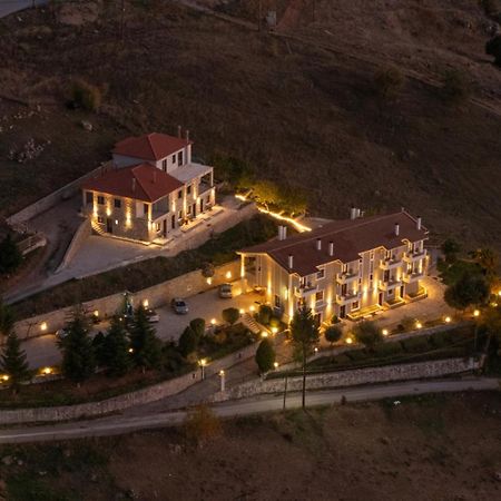 Anerada Hotel Kalavryta Exterior foto