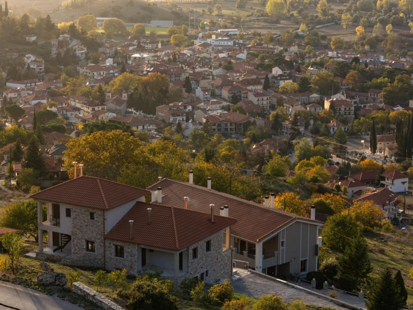 Anerada Hotel Kalavryta Exterior foto